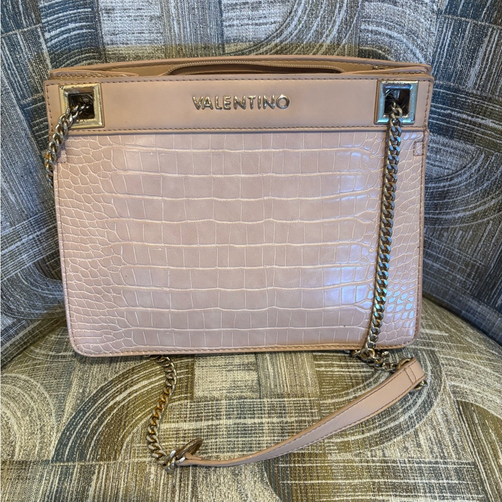 Mario Valentino spa croc in good condition